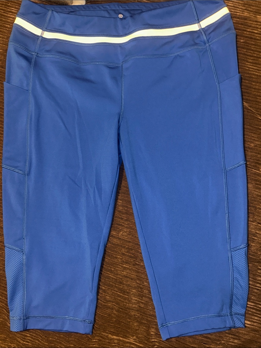 Talbots Royal Blue Capri Leggings with White Stripe